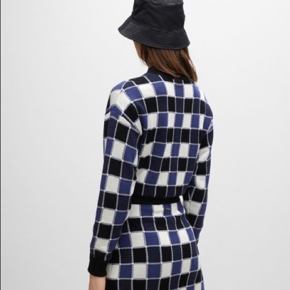 BNWOT BOSS REGULAR-FIT SWEATER WITH CHECK PATTERN AND SOLID RIBBING - Picture 3 of 12